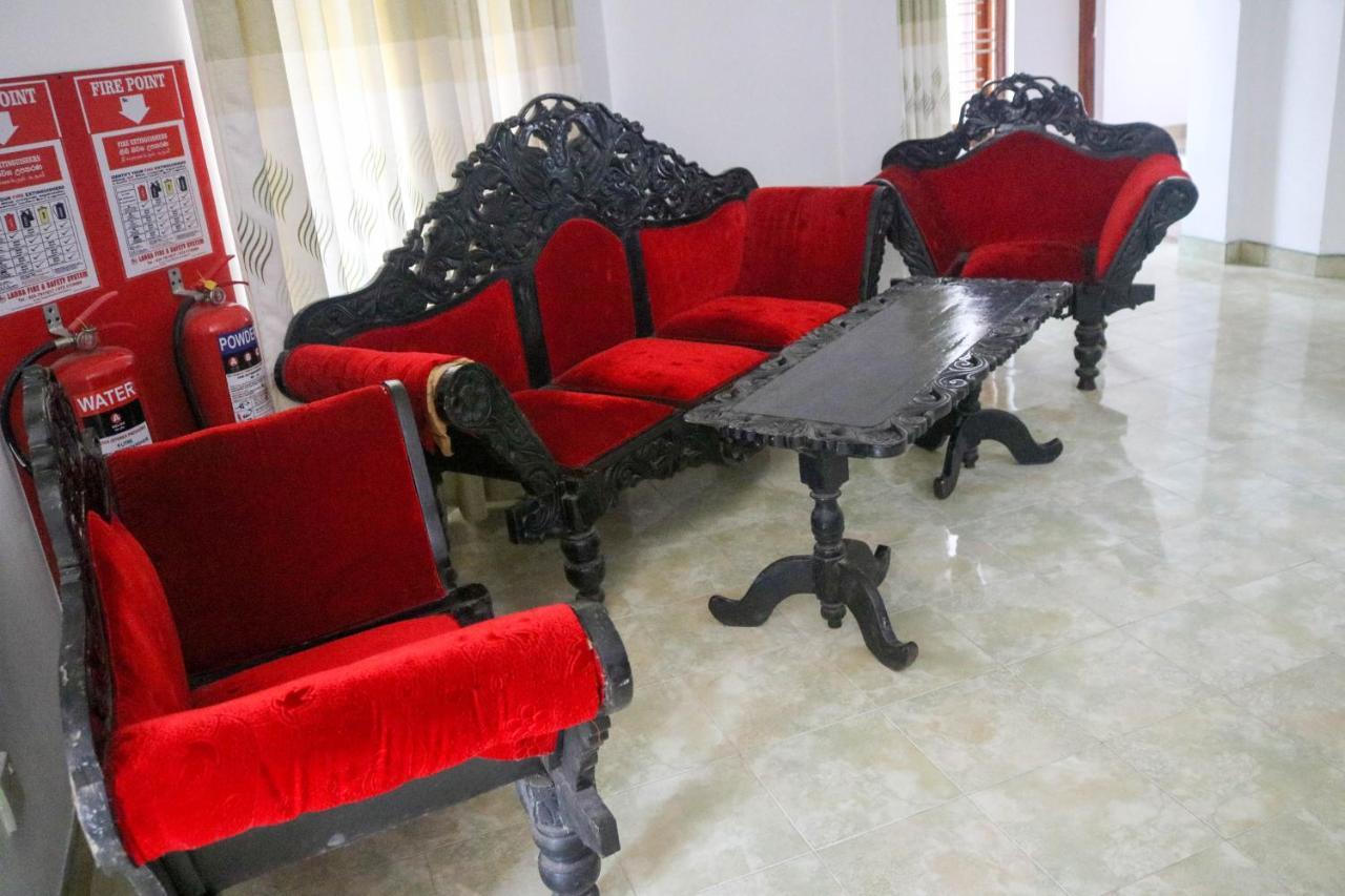 Thidasa Holiday Resort Anuradhapura Buitenkant foto