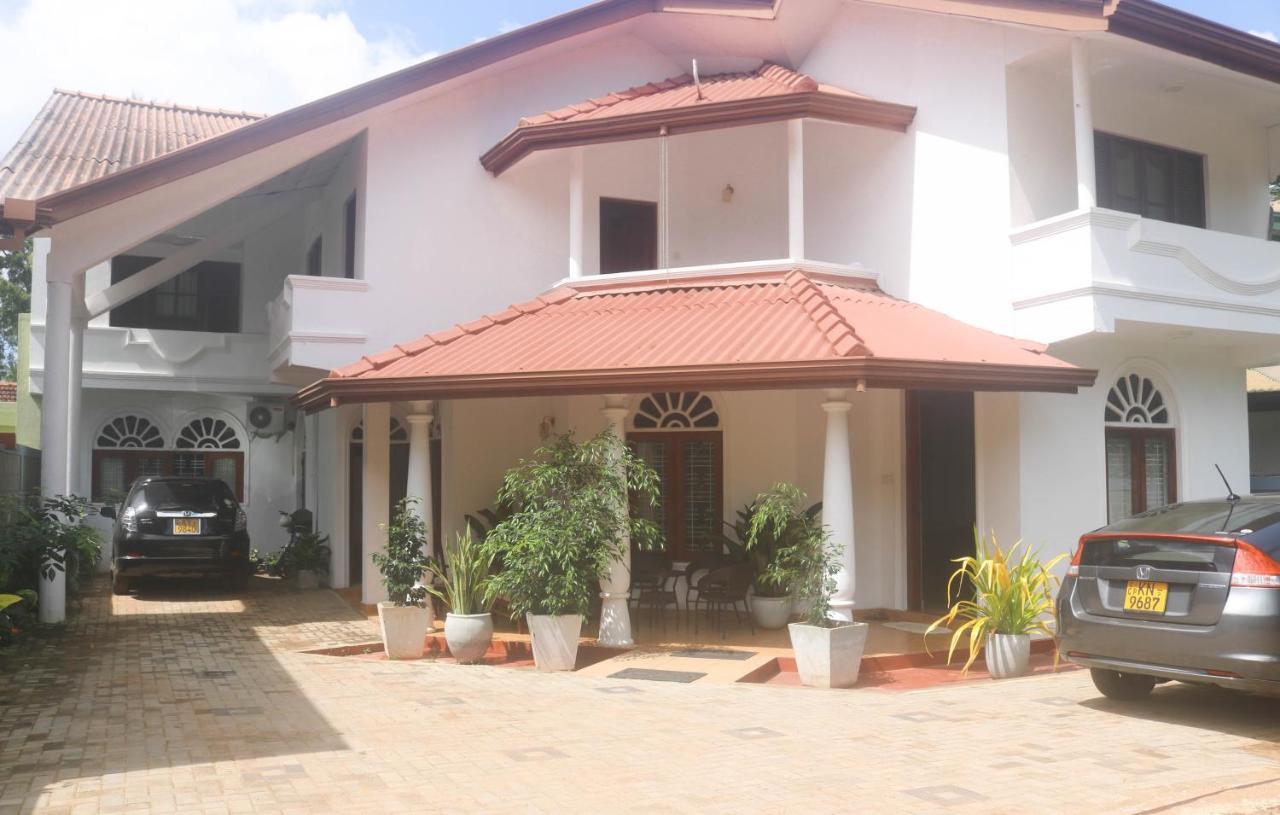 Thidasa Holiday Resort Anuradhapura Buitenkant foto