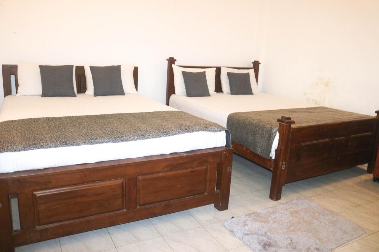 Thidasa Holiday Resort Anuradhapura Buitenkant foto
