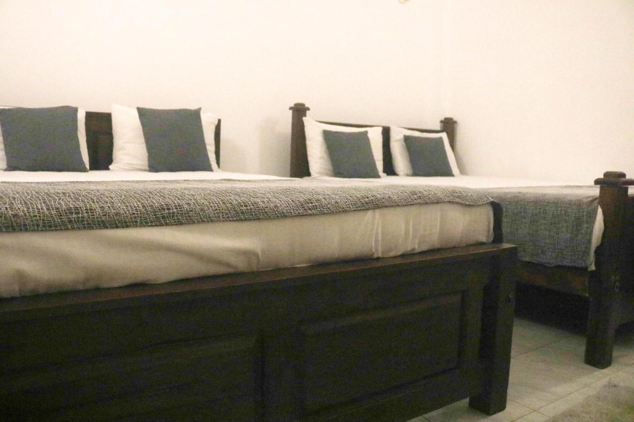 Thidasa Holiday Resort Anuradhapura Buitenkant foto